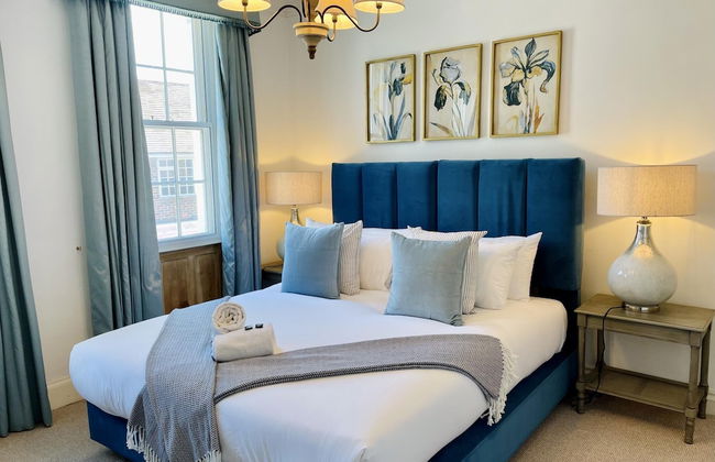 Dolls House - Luxury Townhouse - From 400 Per Night - Photo 22