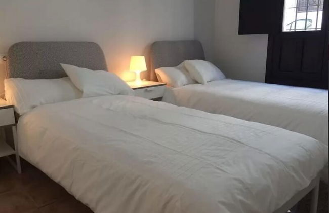 Velez Nazari - Photo 44