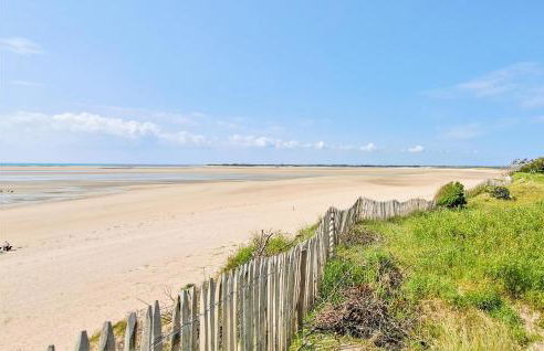 Beautiful Home In Créances With Wifi - Foto 29