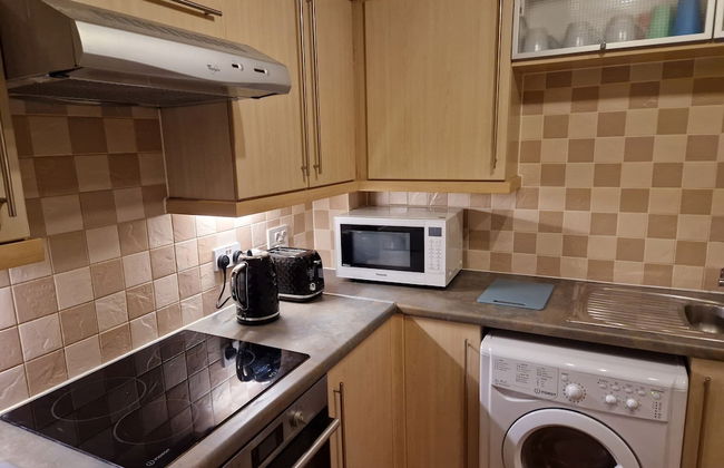 2 Bed Flat - Sleeps 4 - Parking - Wifi - Foto 5