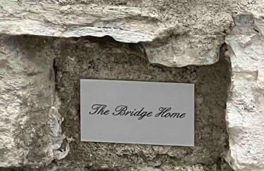 The Bridge Home - Foto 2