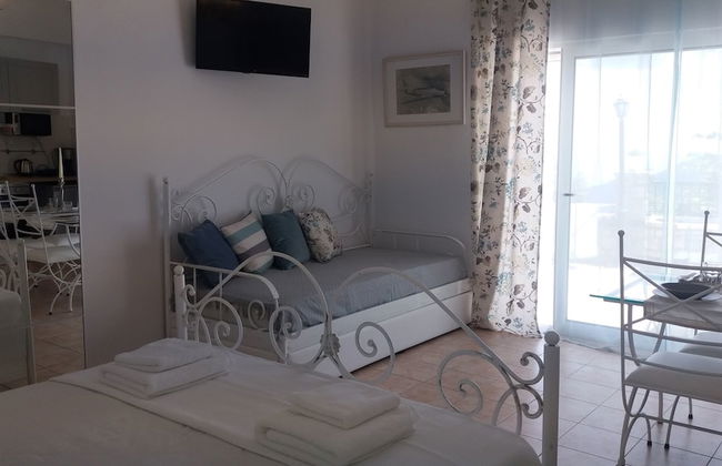 Estate Dafnopanagia Luxury Apartment - Photo 12