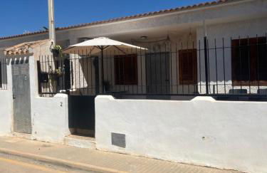 Beautiful beach and sun house - Foto 11