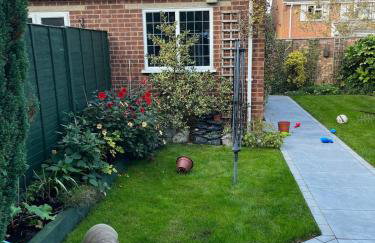 Beautiful Modern Cottage in Beaconsfield 3 bed - Foto 13