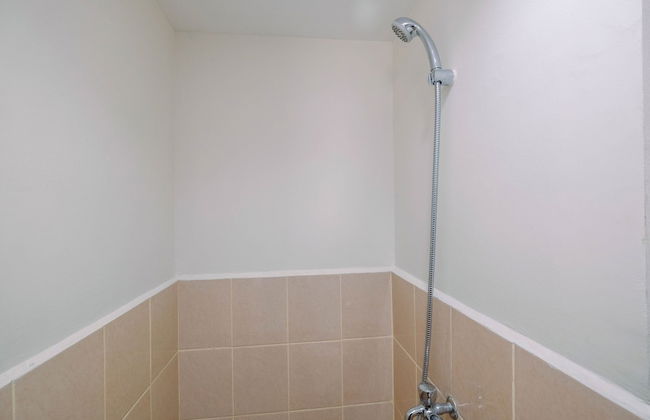 Comfy And Stylish Studio Podomoro Golf View Apartment By Travelio - Photo 6