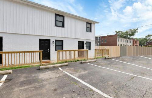 The Schumacher Place - NEW 2 BR - Foto 31