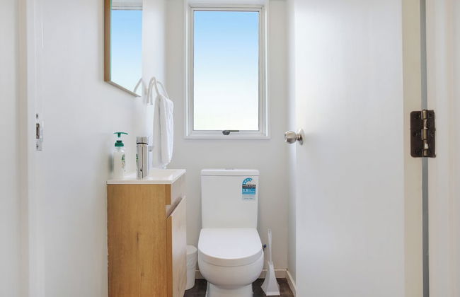 Glen's Hidden Gem with Parking and Deck - Photo 25