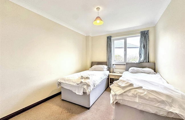 Seaside Escape-sleeps10-family&petfriendly-balcony - Foto 6