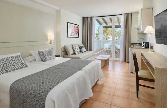 Grupotel Club Menorca - Photo 7