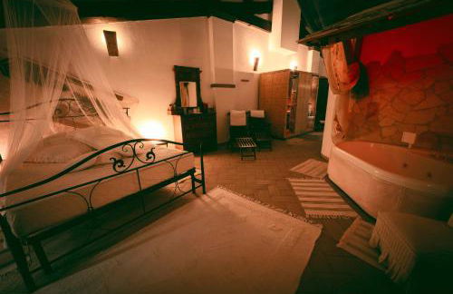 Tenuta Monte La Guardia - Cascate Naturali - Photo 96