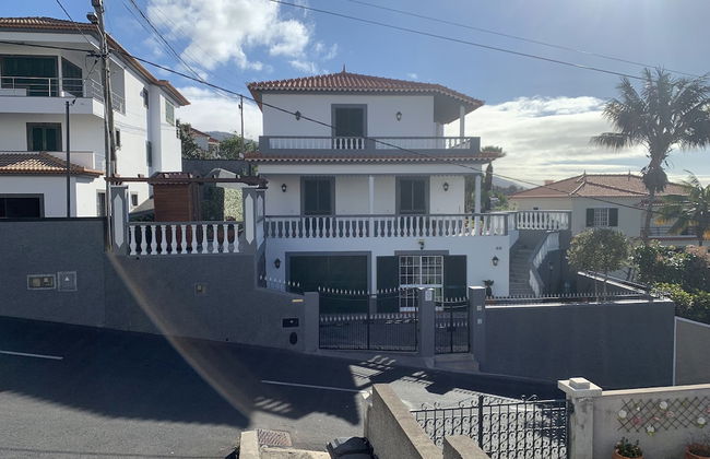 Funchal Apt- Sleeps 2 - Pool & Parking - Madeira - Foto 38