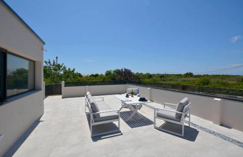 Villa Flamingo - 4 bedrooms - Private Pool - Next to renowned Issos Beach & Lake Korission - Photo 23