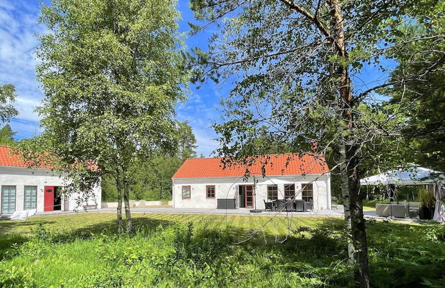 Holiday Home in Katthammarsvik - Photo 1