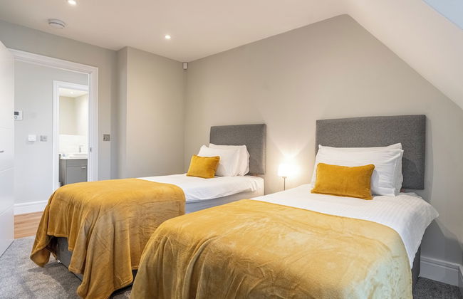 Celador Apartments - Bond House - Photo 19