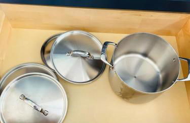 Stunning Lake House with a Pool and Hot Tub - Foto 33