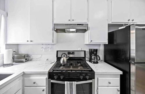 Elegant Beachside 2 Bed 2 Bath - Foto 2