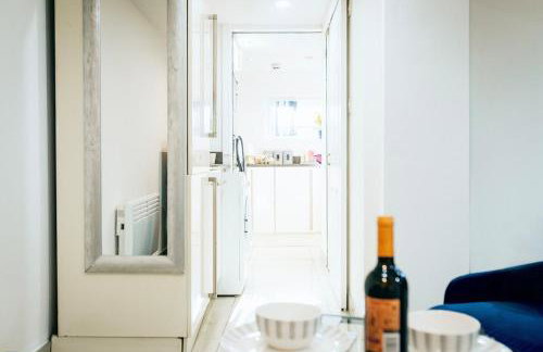 Modern Studio Flat l Sleeps 4 l Free Wifi l Leisure l One Castle Apartments - Foto 33