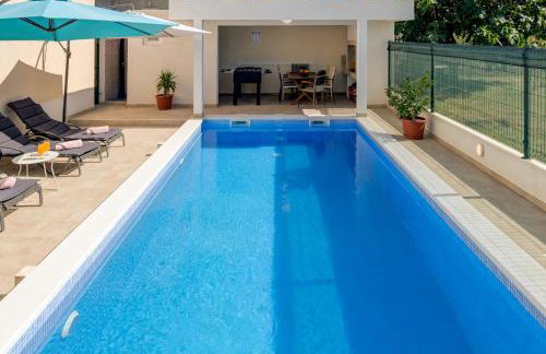 Apartment Renata + PRIVATE swimming pool in SPLIT - Foto 5