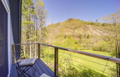 24-Acre Cottage with Hot Tub about 10 Mi to Blowing Rock - Foto 16