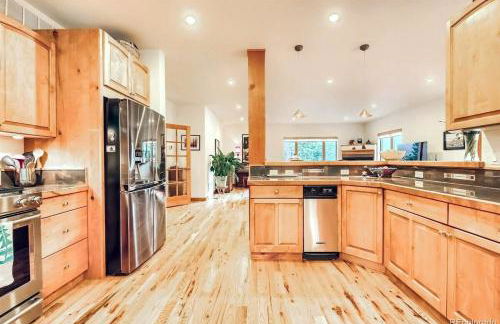 Luxurious Rocky Mountain Retreat above Boulder - Foto 3