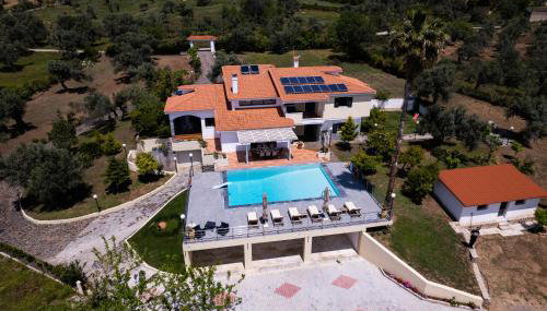 Kouvelia Country Home Luxury Villa Rental - Foto 3