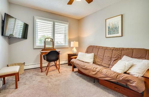 Lake Access and Community Pool Cozy Condo in Mound - Foto 15