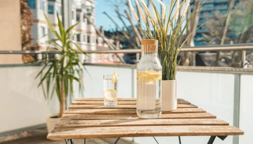 K15 Cozy, Unique & Spacious 3-Room Apartment with Balcony or Single Room by LIPA - Foto 5