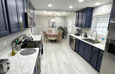 Cottage in Heart of Colonial Beach, 7 Mins Walk to the Beach - Foto 12