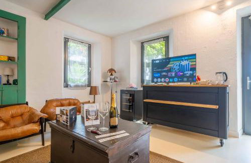 At the Lake - Foto 35