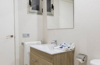 Aparthotel BCL Levante Lux - Foto 26