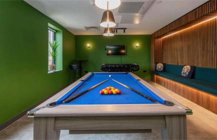 Students Only Straits Egham - 40 mins to Waterloo - Direct Bus to Heathrow - Foto 11