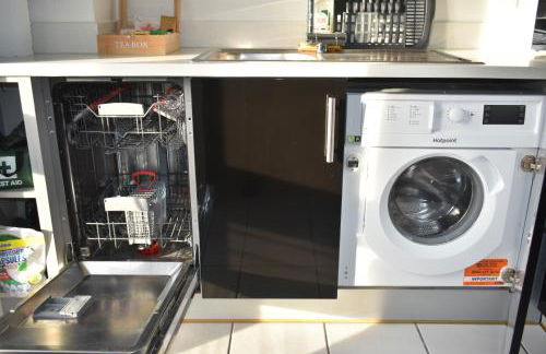 Luxury 2 Bedroom Northampton Townhouse with Balcony - Foto 14