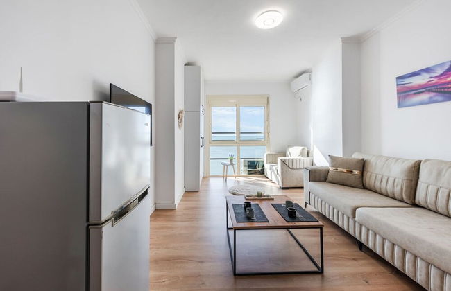 Studio With Amazing Sea View and Beach Access Durr s - Photo 8