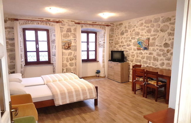 Historic Stone House - Foto 1