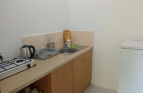 Domek i jurta nad rzeką - Foto 10