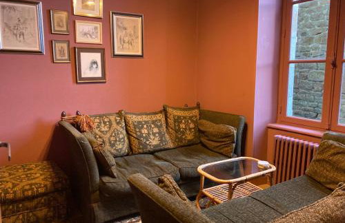 Beautiful village home close to all attractions - Foto 8