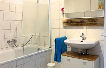 Helle Wohnung in TOP-Lage, Hasselbachplatz - Altstadt, W-LAN, 4 Schlafplätze - Foto 13