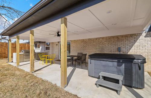 Frisco Getaway Hometel w the Spa and Outdoor Kitchen - Foto 66