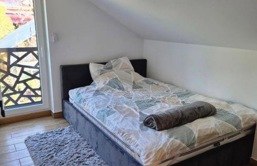 Dom pod lasem - Photo 16