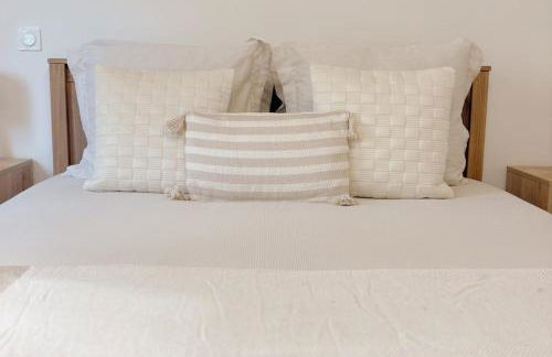 Elegant countryside retreat with pool & jacuzzi - Foto 16