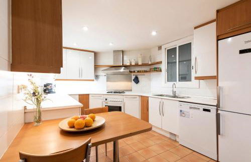 Gracia Apartment - Photo 2