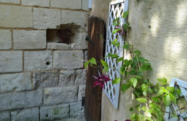 La tour du logis, gîte 4 * à 15 min du Futuroscope - Foto 2