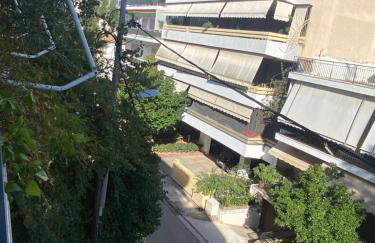 Traditional And Spacious Apartment In Neo Psychiko - Photo 37