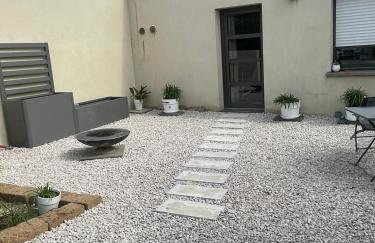 Glass and wood designer villa with garden in centertown - Foto 53