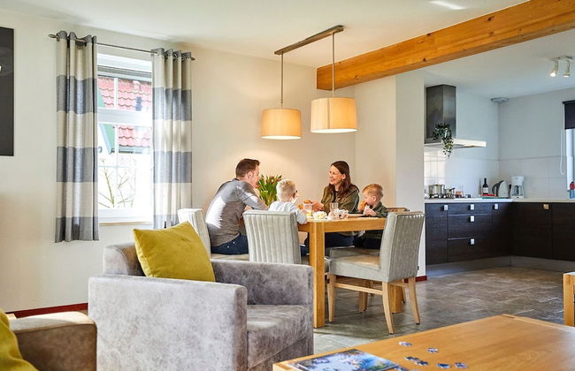 Nice Villa With Sauna, Whirlpool & Steam Shower - Photo 18