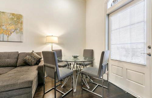 1 and 2 BR Private Condos Steps Away From French Quarter - Foto 74