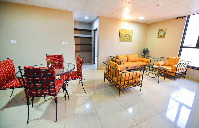 Boulevard Suites - Photo 22