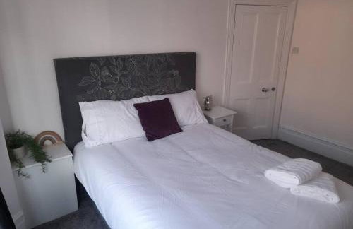 Chic 5 double bedroom house - 15 min to Manchester - Foto 13