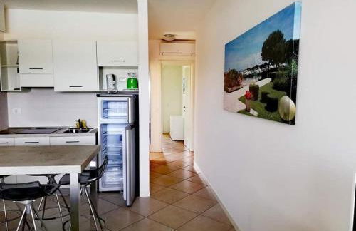 Signora Ruth - Aprilia Residence - Photo 8