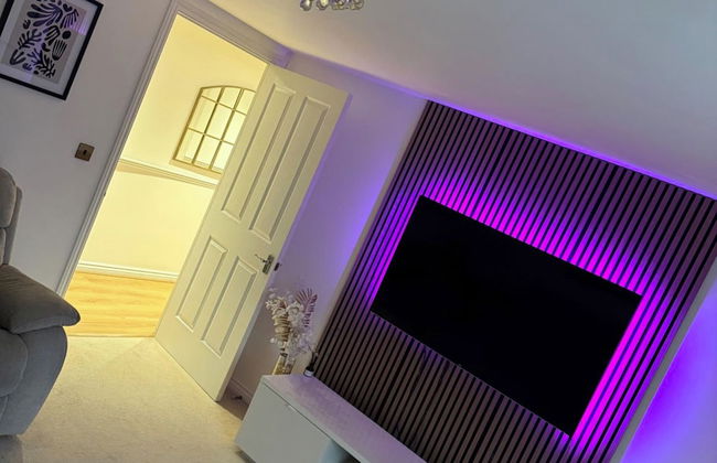 Stylish Apartment in Chafford Hundred - Photo 1